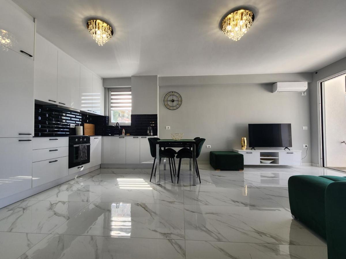Amazing Sea View Apartment Σαράντα Εξωτερικό φωτογραφία